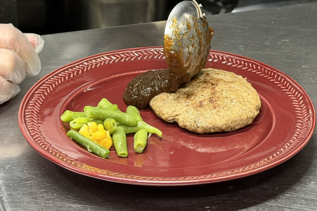 鹿肉ハンバーグ定食がお手頃価格！　信州ジビエをカジュアルに味わえるカフェ「きこりのこみち」東京都練馬区